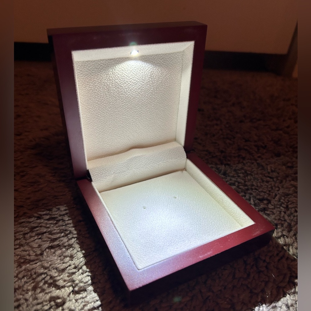 Amazon Light-Up Necklace Display
